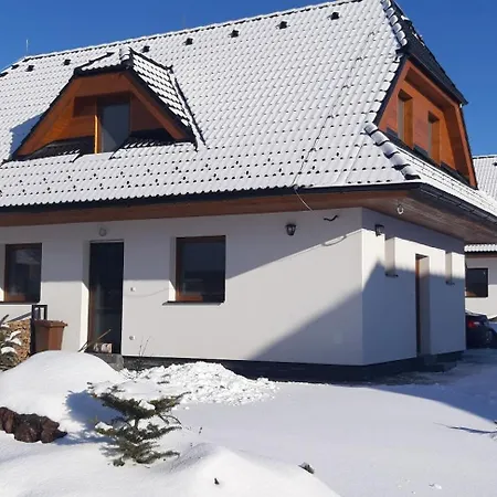 Semesterbostad House Sabala 3 *