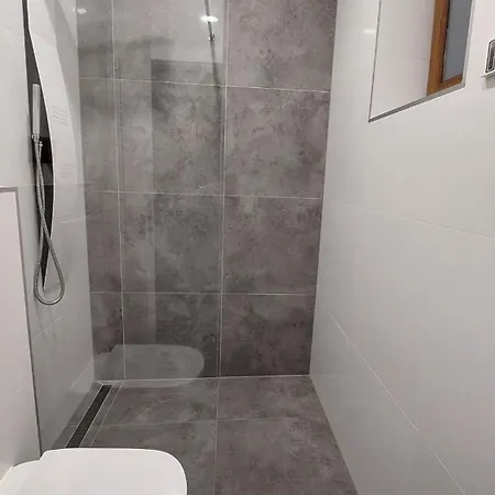 בית נופש House Sabala 3 *