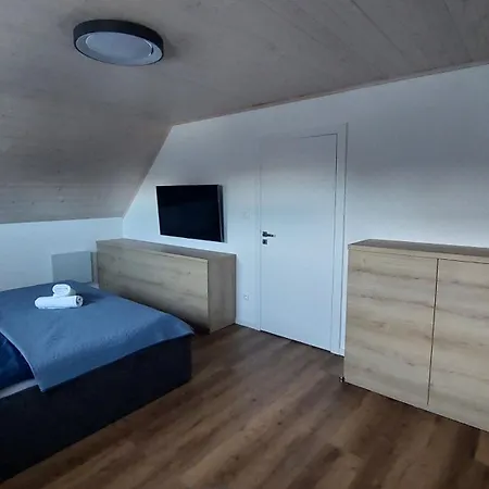 House Sabala 3 Semesterbostad Stará Lesná