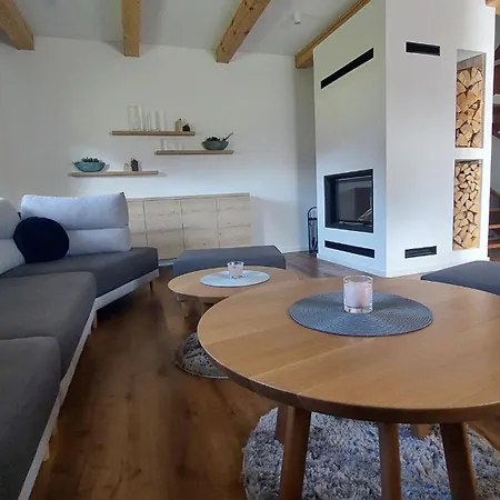 Semesterbostad House Sabala 3 *