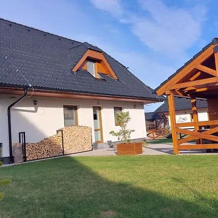 Semesterbostad House Sabala 3 *